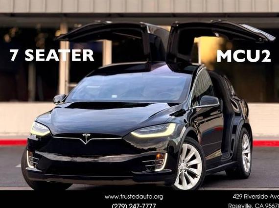 TESLA MODEL X 2018 5YJXCAE2XJF123507 image